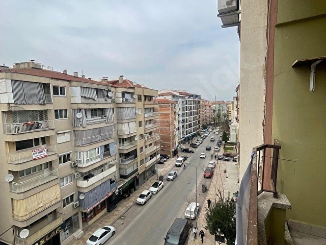 SULUKÖPRÜDE EMEK CADDESİNDE KİRALIK - Görsel 11