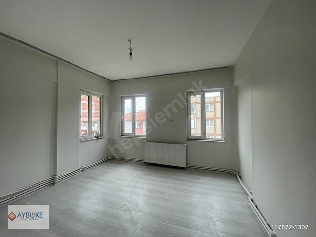 SULUKÖPRÜDE EMEK CADDESİNDE KİRALIK - Görsel 17