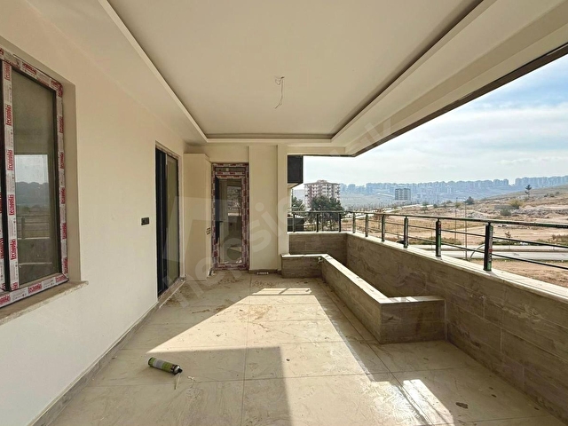 GEYLANİDE SIFIR OTURUMA HAZIR PARK CEPHE 3,5+1 LÜKS DAİRE - Görsel 16