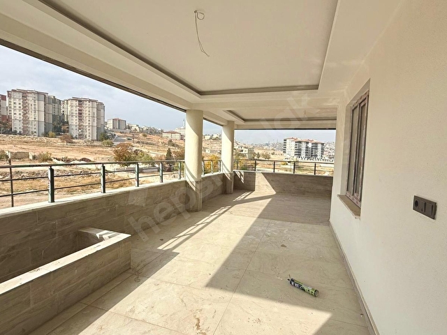 GEYLANİDE SIFIR OTURUMA HAZIR PARK CEPHE 3,5+1 LÜKS DAİRE - Görsel 14