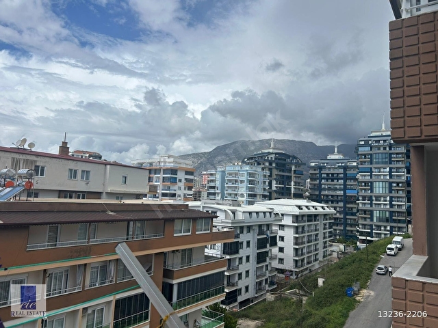 ALANYA MAHMUTLARDA DENİZ MANZARALI GENİŞ 3+1 DAİRE - Görsel 13
