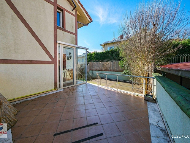Zekeriyaköy Ormana Komşu, Asansörlü, Site İçinde Satılık Villa - Görsel 16