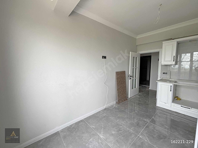 ARAS GAYRİMENKULDEN ULUCAMİ MAH. 2+1 ÖN CEPHE FIRSAT DAİRE - Görsel 4