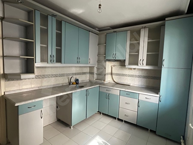 Sahibinden Bahçelievler Mahallesi’nde 3 + 1 kiralık ara kat daire - Görsel 13