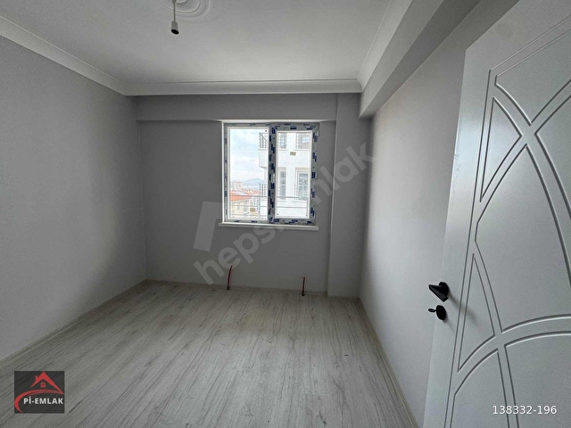 ALTINDAĞ BEŞİKKAYA MAHALLESİ İSTANBUL BORSA LİSE KARŞISI 2.KAT - Görsel 20