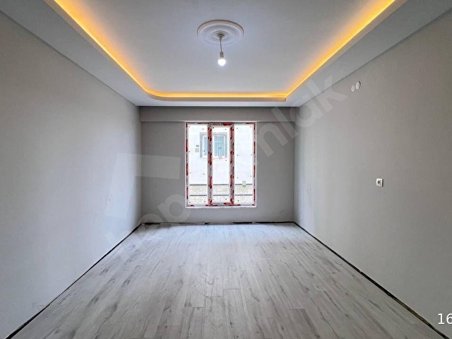 FİYAT DÜŞTÜ !HASTANE BÖLGESİNDE SATILIK ALTTAN ISITMALI LÜKS 2+1 - Görsel 5