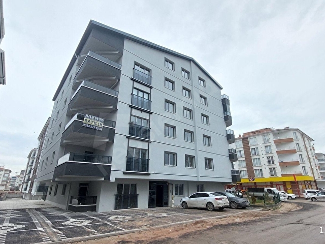 SİNCAN YENİKENT SIFIR BİNA 3+1 GİRİŞ KAT KÖŞE BAŞI SATILIK DAİRE - Görsel 8