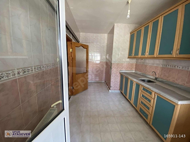 UFUKATASEVER GAYRİMENKULDEN İSTASYONDA SATILIK 3+1 İSKANSIZDAİRE - Görsel 6