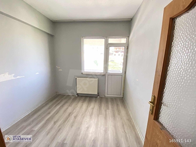 UFUKATASEVER GAYRİMENKULDEN İSTASYONDA SATILIK 3+1 İSKANSIZDAİRE - Görsel 10