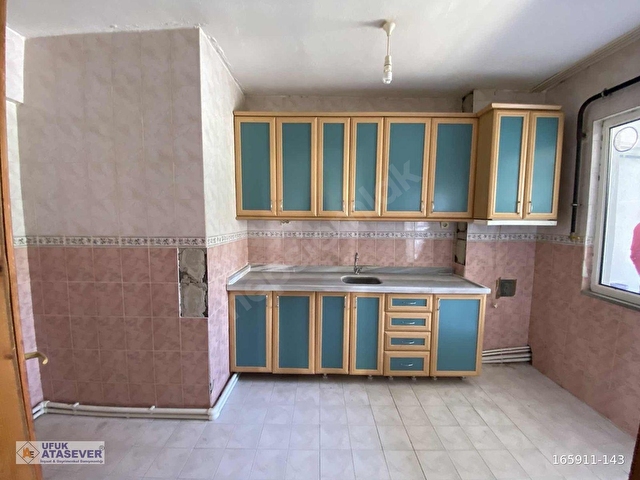 UFUKATASEVER GAYRİMENKULDEN İSTASYONDA SATILIK 3+1 İSKANSIZDAİRE - Görsel 5