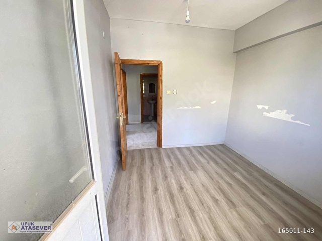 UFUKATASEVER GAYRİMENKULDEN İSTASYONDA SATILIK 3+1 İSKANSIZDAİRE - Görsel 15