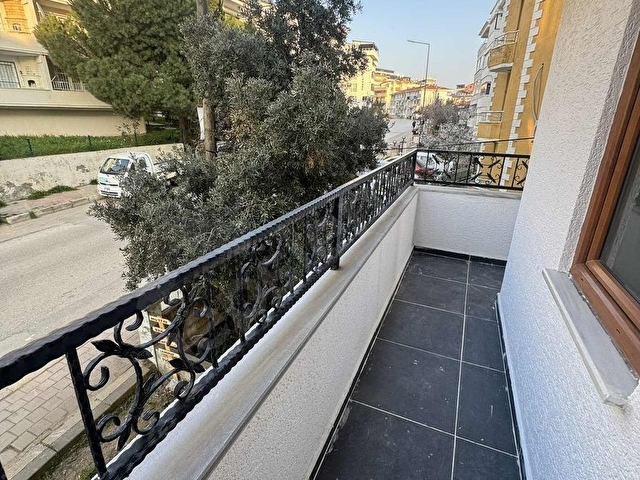 İskele Merkez Yalı Üstü 2+1 Kiralık Ferah Daire - Görsel 8
