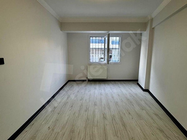 EMLAK CENTERDAN MURADİYE MAH SATILIK 1+1 DAİRE - Görsel 9