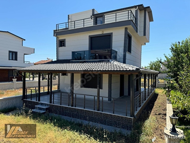 İzmir Dikili Salihleraltı Gülkent Migrosa Yakın Satılık 5+1Villa - Görsel 3