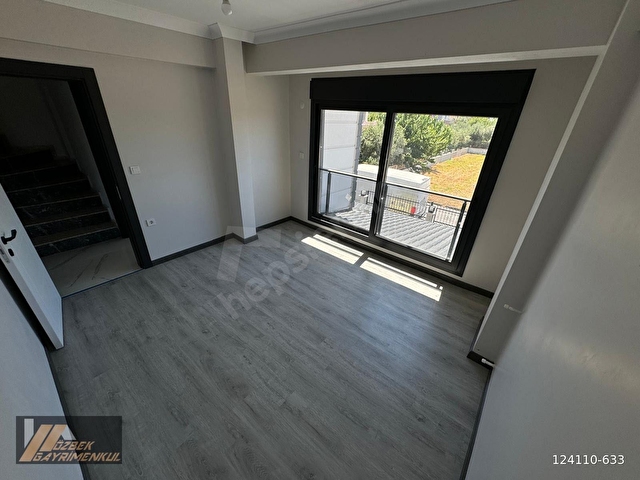 İzmir Dikili Salihleraltı Gülkent Migrosa Yakın Satılık 5+1Villa - Görsel 14