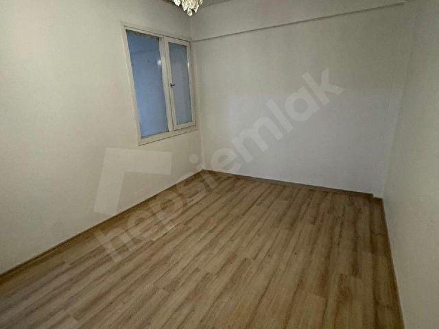 İZMİR KONAK ATİLLA MAHALLESİ ÜCYOLA YAKIN SATILIK 2+1 DAİRE