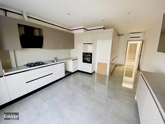 Salacakta Kız Kulesi Manzaralı 8+1 342 m² Satılık -4 Otoparklı - Görsel 18