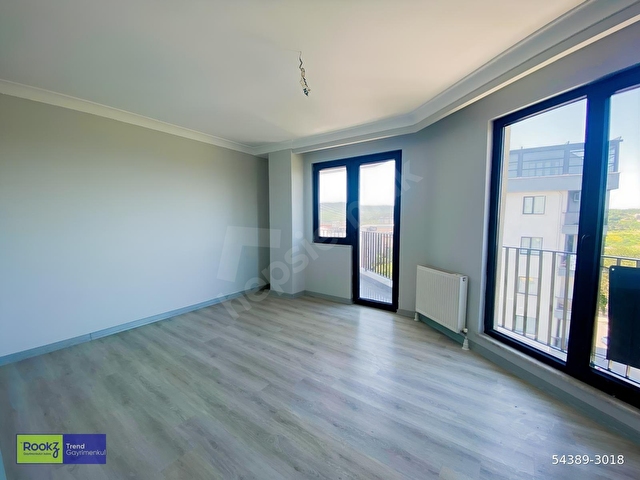 ÇEKMEKÖY ALEMDAĞDA ORMAN MANZARALI 3+2 SIFIR DUBLEKS DAİRE - Görsel 14
