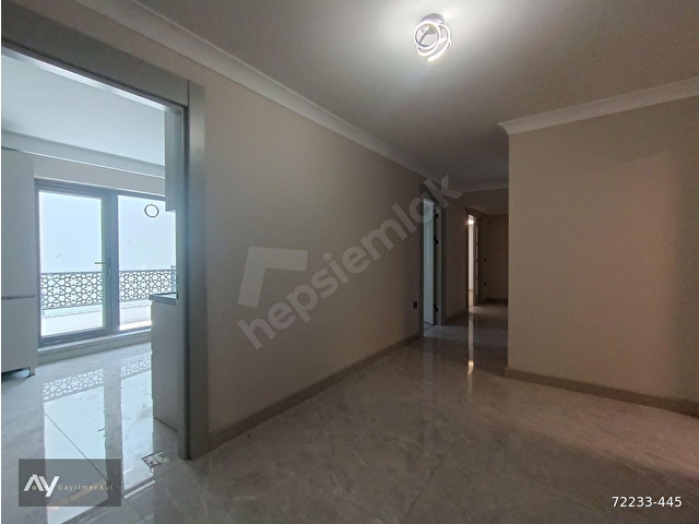 GOP BAĞLAR CADDESİNDE SIFIR BAĞIMSIZ MUTFAKLI 3+1 SATILIK DAİRE - Görsel 3