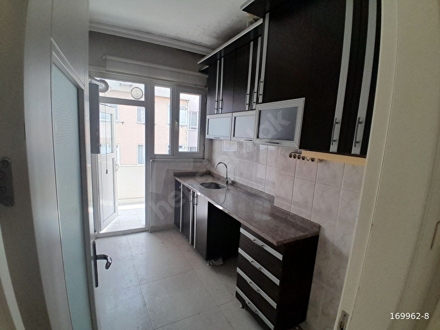 GEZER EMLAKtan Halıcılar Caddesinde 135m2 / 3+1 Ofis Katı - Görsel 21