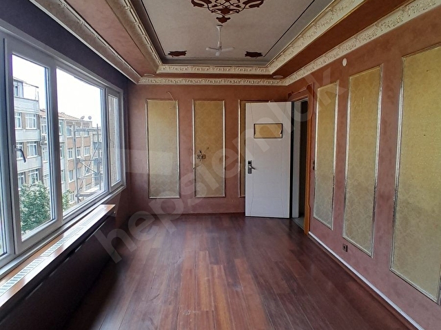GEZER EMLAKtan Halıcılar Caddesinde 135m2 / 3+1 Ofis Katı - Görsel 4