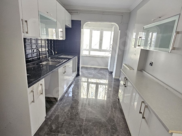 KERİM EMLAKTAN ÇARŞI MAH. SİTE İÇESİRİNDE 4+1 170 M2 İÇİ YAPILI - Görsel 6