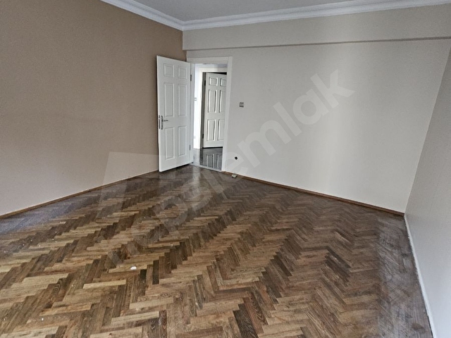 KERİM EMLAKTAN ÇARŞI MAH. SİTE İÇESİRİNDE 4+1 170 M2 İÇİ YAPILI - Görsel 20