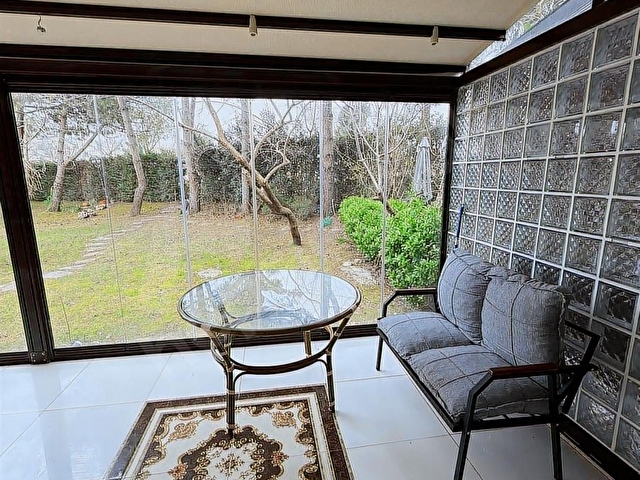 Bahçeşehirde İç Mimar Tadilatlı Full Eşyalı Kiralık Villa - Görsel 2