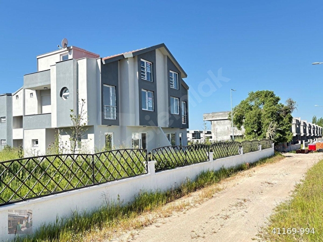 🏡 YILDIZ EMLAK’TAN – DİKİLİ SALİHLER MAHALLESİ’NDE SATILIK LÜKS VİLLA - Görsel 18
