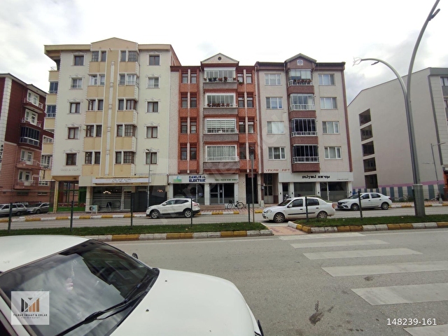 YILMAZ EMLAK TURHALDAN SATILIK 4+1 DAİRE
