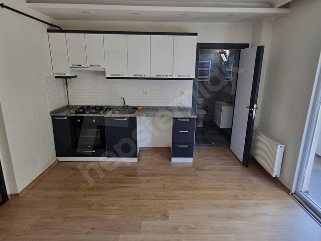 Tekirdağ Süleymanpaşa Cumhuriyet Mahallesinde Kiralık 1+1 Daire - Görsel 14