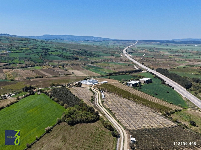 ÇANAKKALE MERKEZ YAPILDAKTA BOĞAZ MANZARALI SATILIK ÇİFTLİK - Görsel 17
