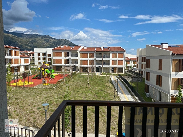 TOKİde 95 m² 2+1 Ebeveyn Banyolu, Panjurlu, klimalı daire