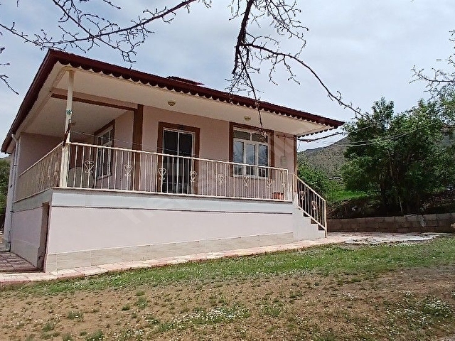 Mollakendide Satılık Bahçeli Ev - Görsel 7