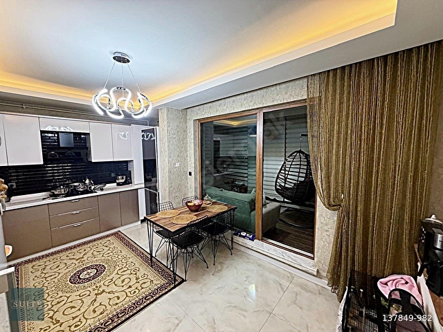 OVACIKTA SİTE KONSEPTLİ 140m2 FULL LÜX YAPILI 3.5+1 SATILIK ! - Görsel 4