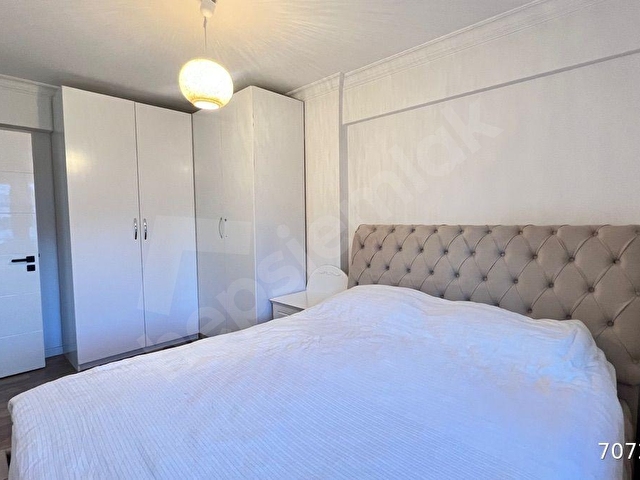 Karşıyaka Zübeyde hanımda Tadilatlı 3+1  EşyalıKiralık Daire - Görsel 20