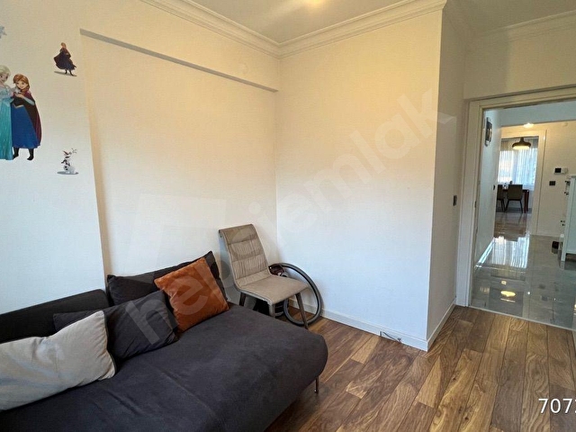 Karşıyaka Zübeyde hanımda Tadilatlı 3+1  EşyalıKiralık Daire - Görsel 22