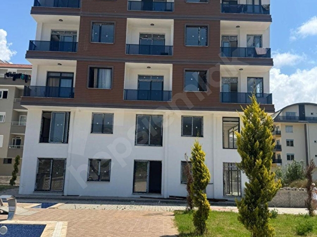 Alanya Demirtaş ta satılık 1+1 uygun fiyatlı fırsat daire..