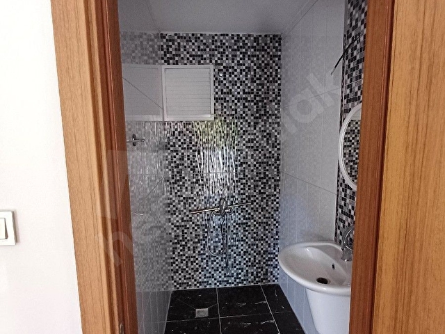 YEŞİLOĞLU EMLAKTAN YENİMAHALLE MERKEZDE  METRO YAKININDA, KATTA, BAKIMLI 4+1 DAİRE. - Görsel 10