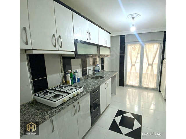 HEDEF EMLAK2`DEN 3+1 KİLERLİ İÇİ YAPILI GİRİŞ KATI FIRSAT DAİRE! - Görsel 2