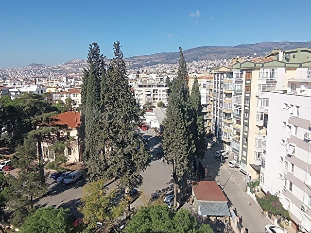 BORNOVA MERKEZİ YERİNDE SATILIK TERASLI DAİRE - Görsel 20