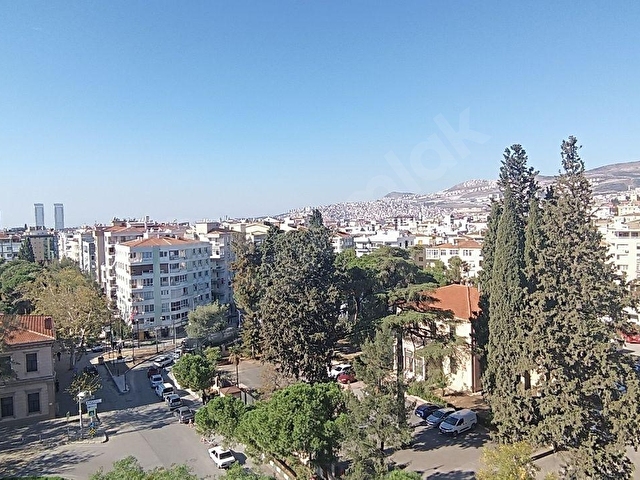 BORNOVA MERKEZİ YERİNDE SATILIK TERASLI DAİRE - Görsel 19