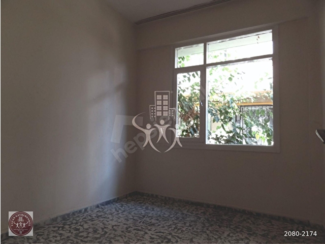 Balçova da Çarş içi Konumda Kiralık 3+1 Ara Kat Daire - Görsel 9