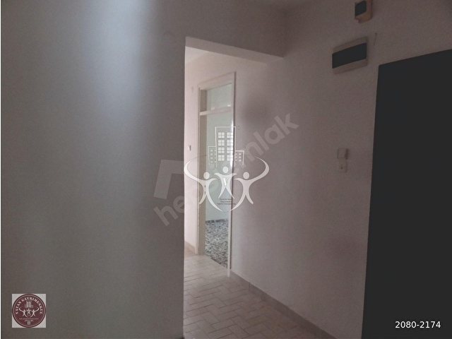Balçova da Çarş içi Konumda Kiralık 3+1 Ara Kat Daire - Görsel 6