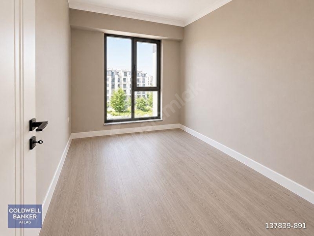 BAŞİSKELEDE HAVUZLU SİTEDE EBVYN BANYOLU SATILIK DAİRE - Görsel 21