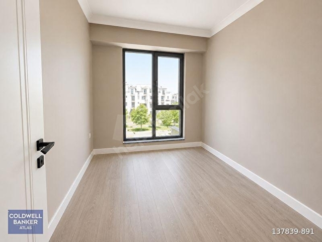 BAŞİSKELEDE HAVUZLU SİTEDE EBVYN BANYOLU SATILIK DAİRE - Görsel 19