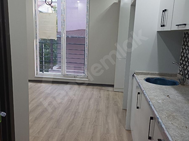 KİRALIK 1+1 DAİRE GÜZELYURT MAH JANDARMA KARŞISINDA SIFIR DAİRE - Görsel 8