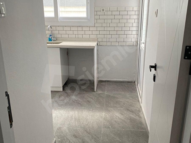 Özünal dan Gazipaşa bul yakın 3 oda 1 salon içi yenilenmiş ofis uygun yıllık aylık verilebilir - Görsel 20