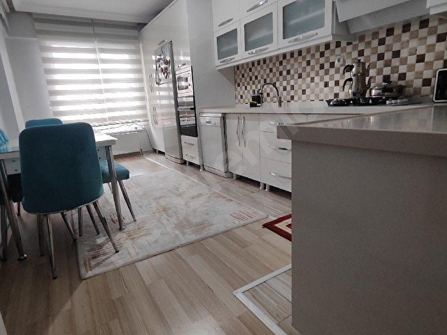 ZAFER MAH.DE 4+1/170M² FULL YAPILI DAİRE - Görsel 5