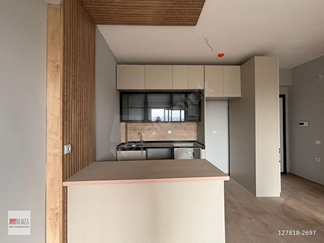 RW MEFTEN ÇEŞMELİDE HAVUZLU LÜKS SİTEDE SATILIK 1+1 DAİRE - Görsel 8